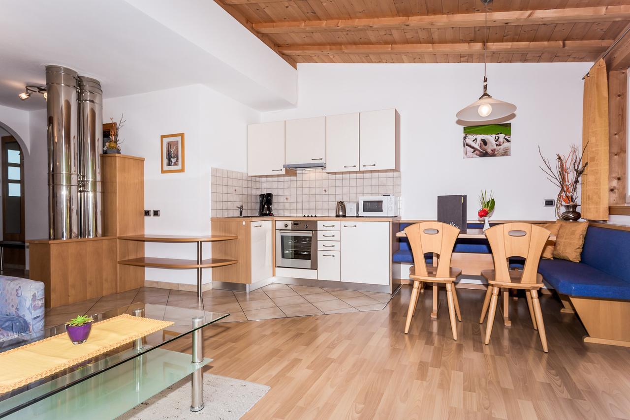 Appartements Sonneck Funes  Exteriör bild