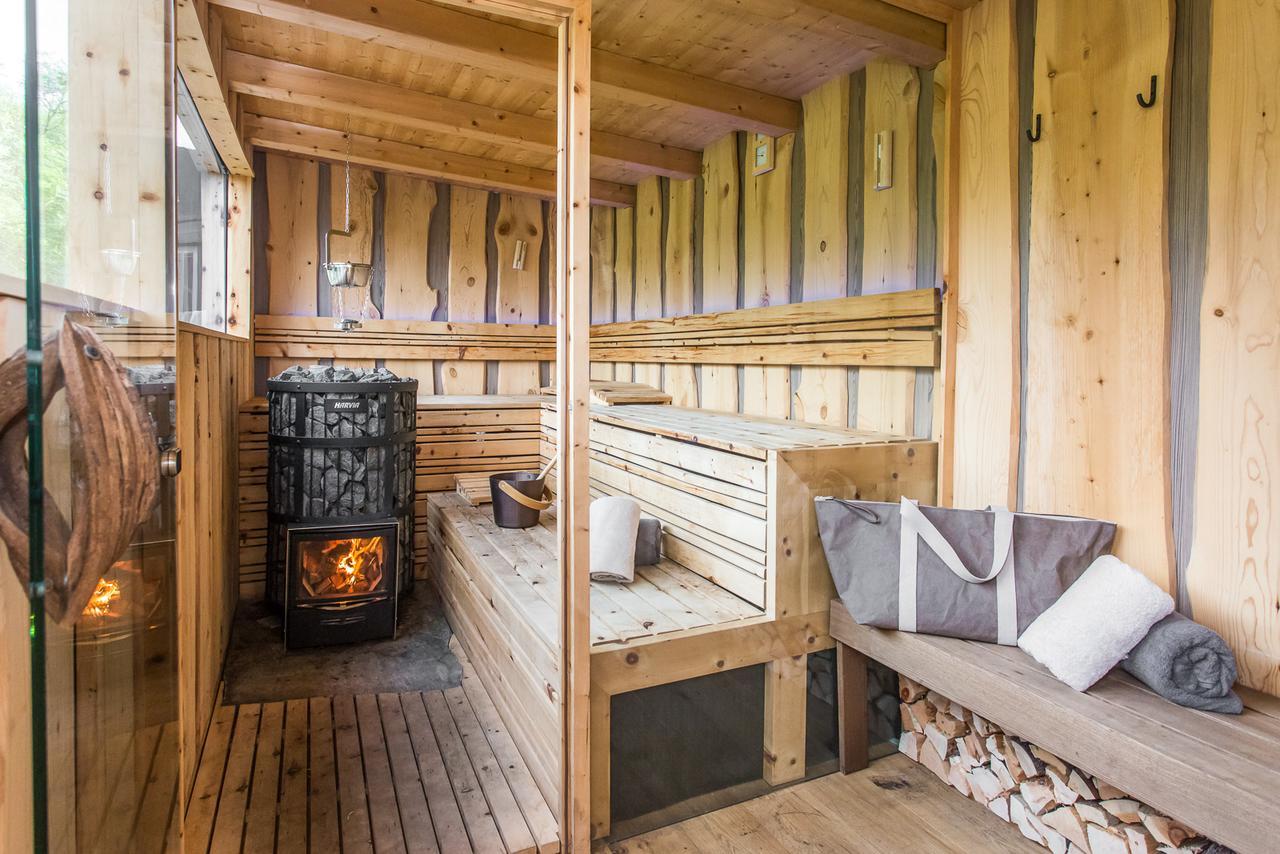 Appartements Sonneck Funes  Exteriör bild
